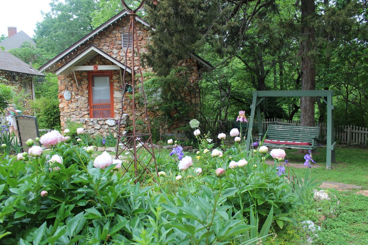 Rock Cottage Gardens B&B Eureka Springs Luaran gambar